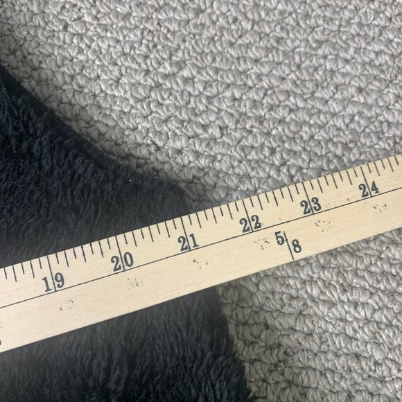 Meshme Womens Jacket Size‎ Medium Black Faux Fur Sleeveless Open Front Shawl - Picture 6 of 9